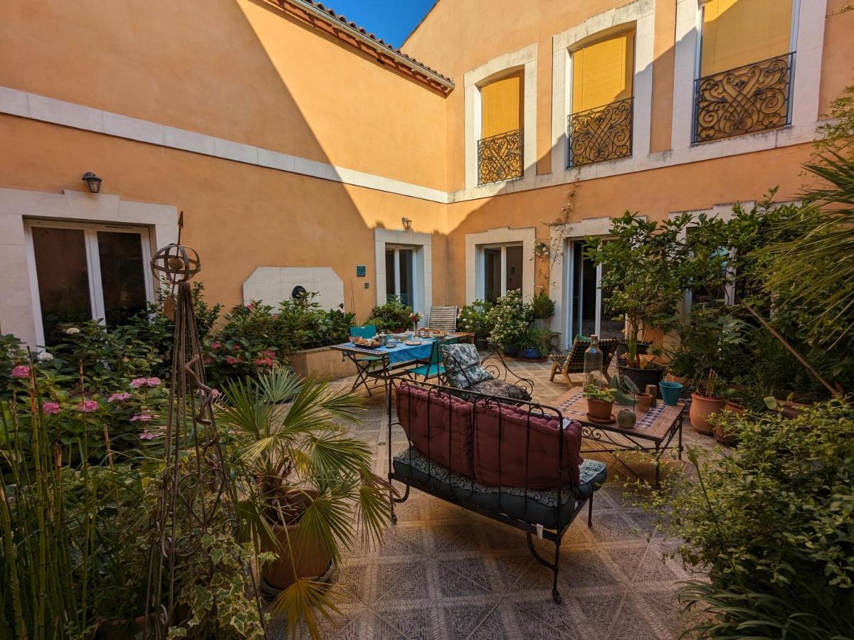 D'hotes La Grenade Bleue Bed & Breakfast